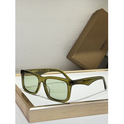 Burberry AAA+++ quality Sunglasses in 214474