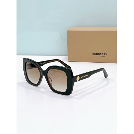 Burberry AAA+++ quality Sunglasses in 214477