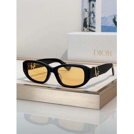 Dior AAA Quality Sunglasses in 214778