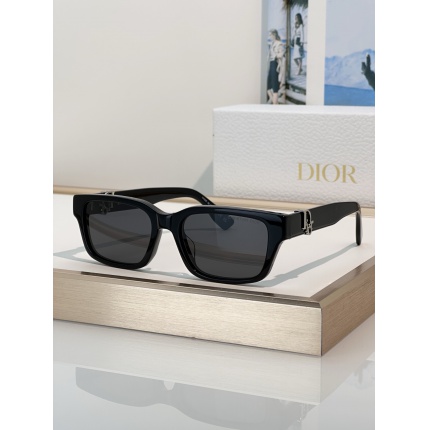 Dior AAA Quality Sunglasses in 214786