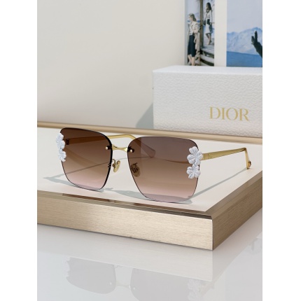 Dior AAA Quality Sunglasses in 214788