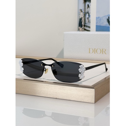 Dior AAA Quality Sunglasses in 214798