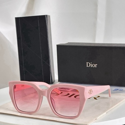 Dior AAA Quality Sunglasses in 214812