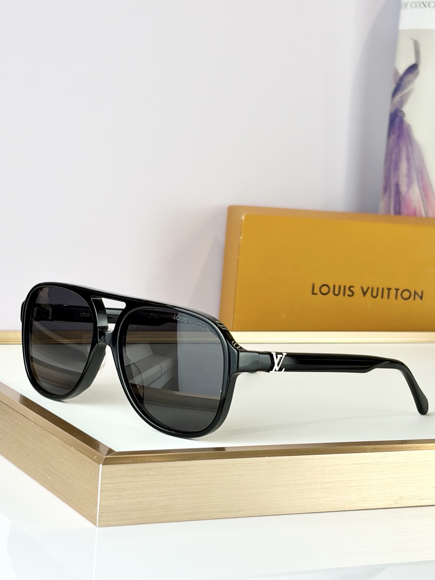 Cheap Louis Vuitton AAA quality Sunglasses in 209072, $45 USD- [IB209072] - Replica Louis Vuitton AAA Quality Sunglasses