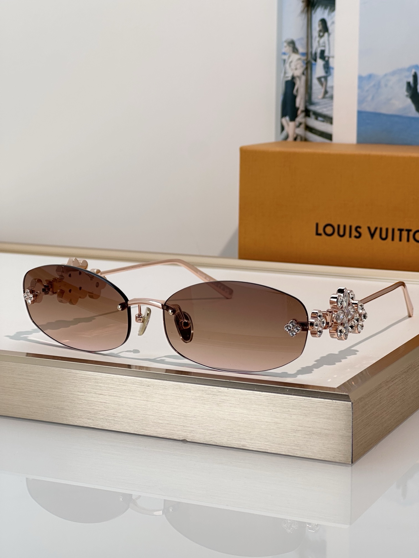 Cheap Louis Vuitton AAA quality Sunglasses in 209102, $45 USD- [IB209102] - Replica Louis Vuitton AAA Quality Sunglasses