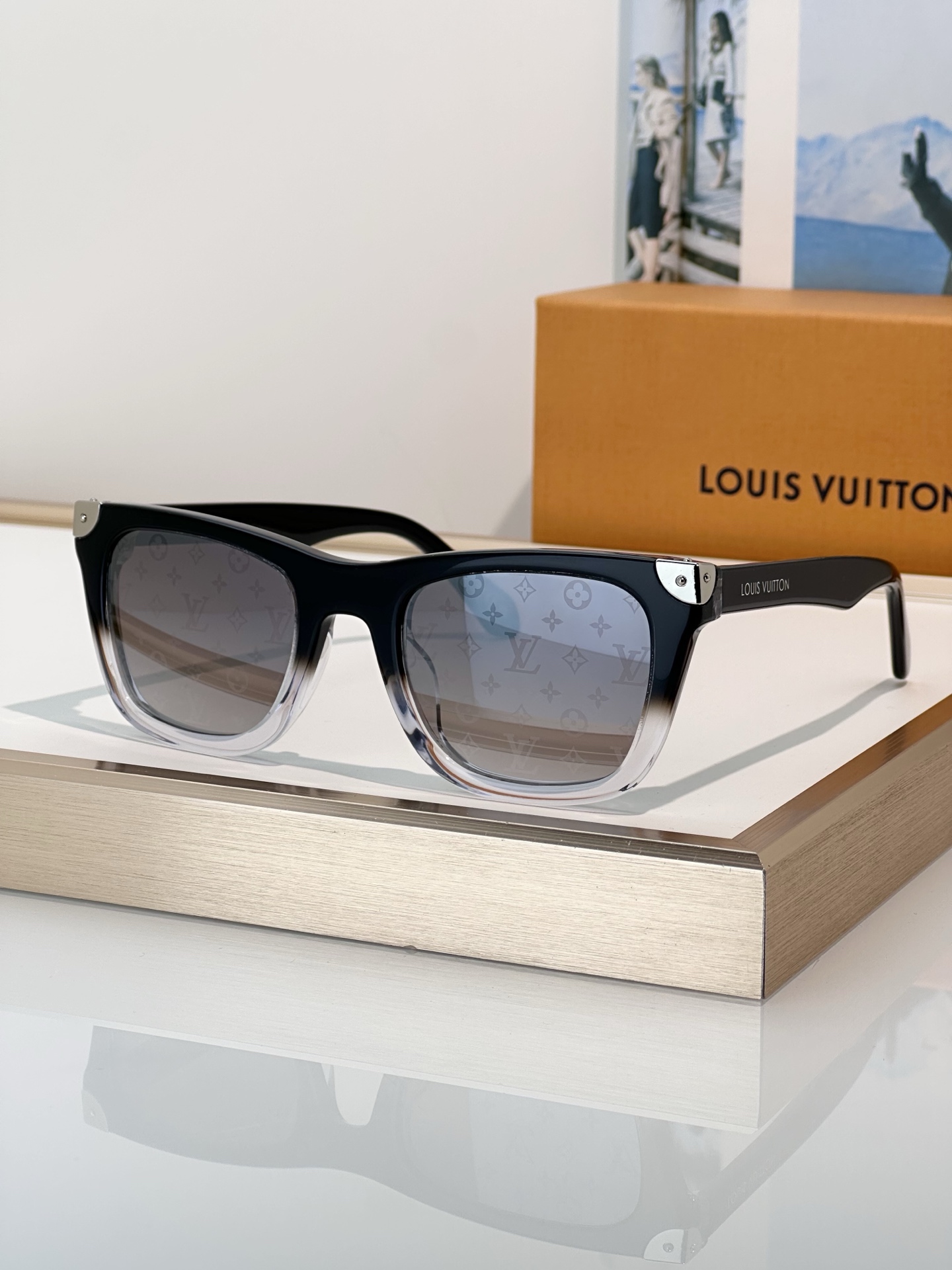 Cheap Louis Vuitton AAA quality Sunglasses in 209114, $45 USD- [IB209114] - Replica Louis Vuitton AAA Quality Sunglasses