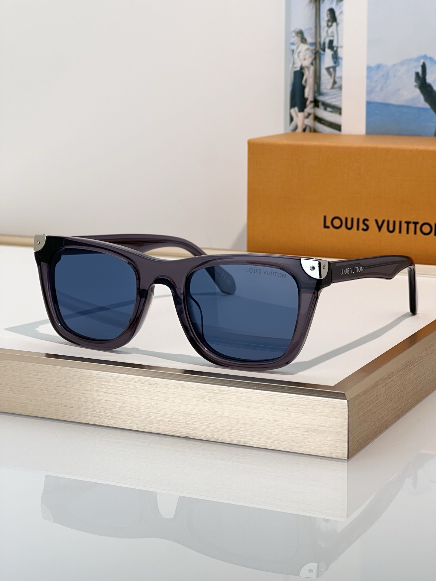 Cheap Louis Vuitton AAA quality Sunglasses in 209115, $45 USD- [IB209115] - Replica Louis Vuitton AAA Quality Sunglasses