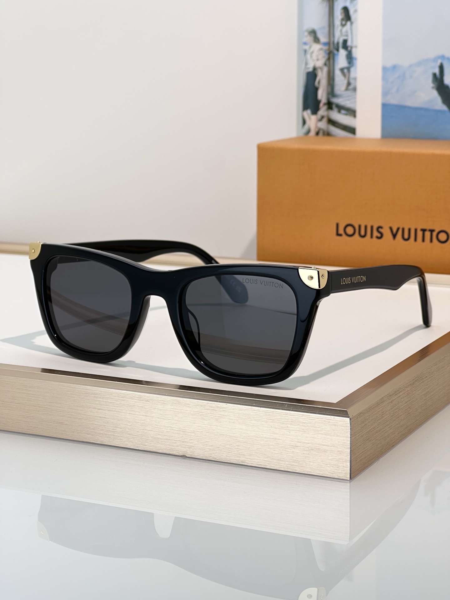 Cheap Louis Vuitton AAA quality Sunglasses in 209120, $45 USD- [IB209120] - Replica Louis Vuitton AAA Quality Sunglasses