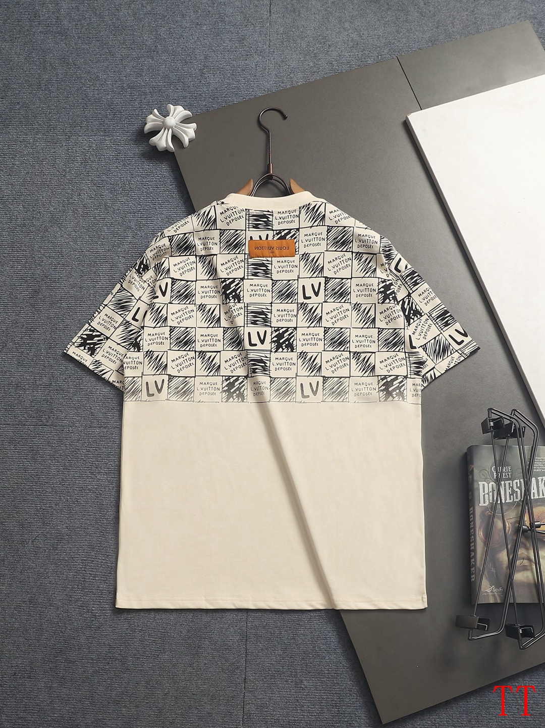 Cheap Louis Vuitton T-Shirts For Men in 209676, $30 USD- [IB209676] - Replica Louis Vuitton T-Shirts for Men