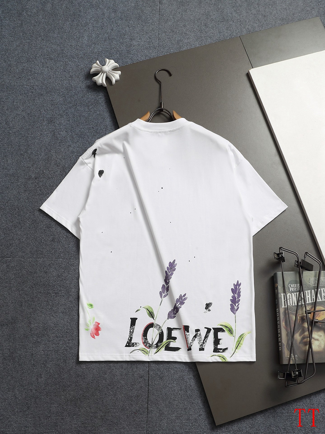 Cheap LOEWE T-shirts in 209686, $30 USD- [IB209686] - Replica LOEWE T-shirts