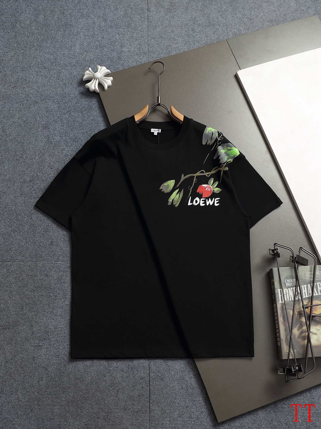 Cheap LOEWE T-shirts in 209687, $30 USD- [IB209687] - Replica LOEWE T-shirts