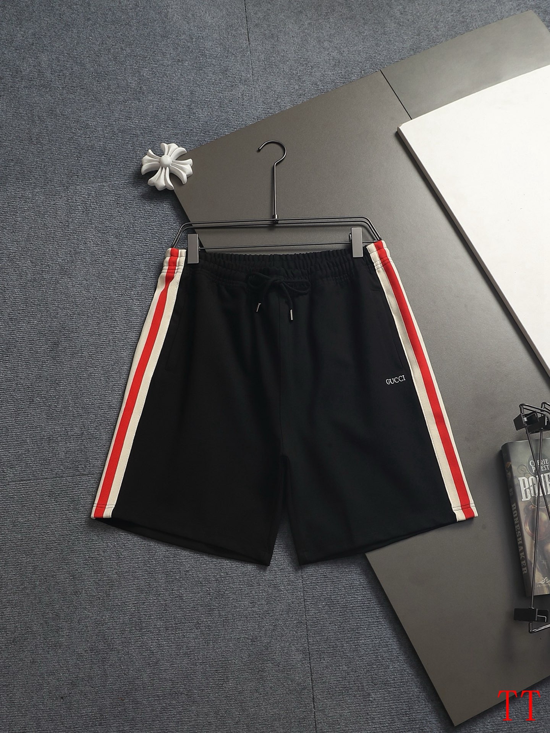Cheap Gucci Short Pants For Men in 209705, $30 USD- [IB209705] - Replica Gucci Short Pants For Men