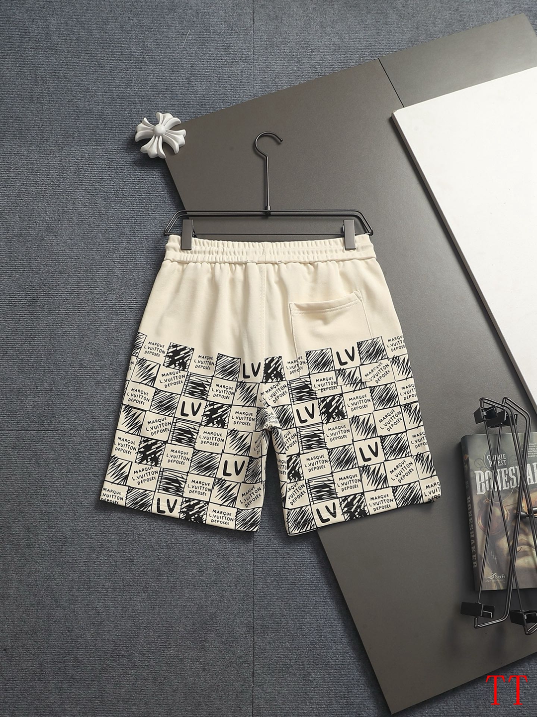 Cheap Louis Vuitton Short Pants For Men in 209710, $30 USD- [IB209710] - Replica Louis Vuitton Short Pants For Men