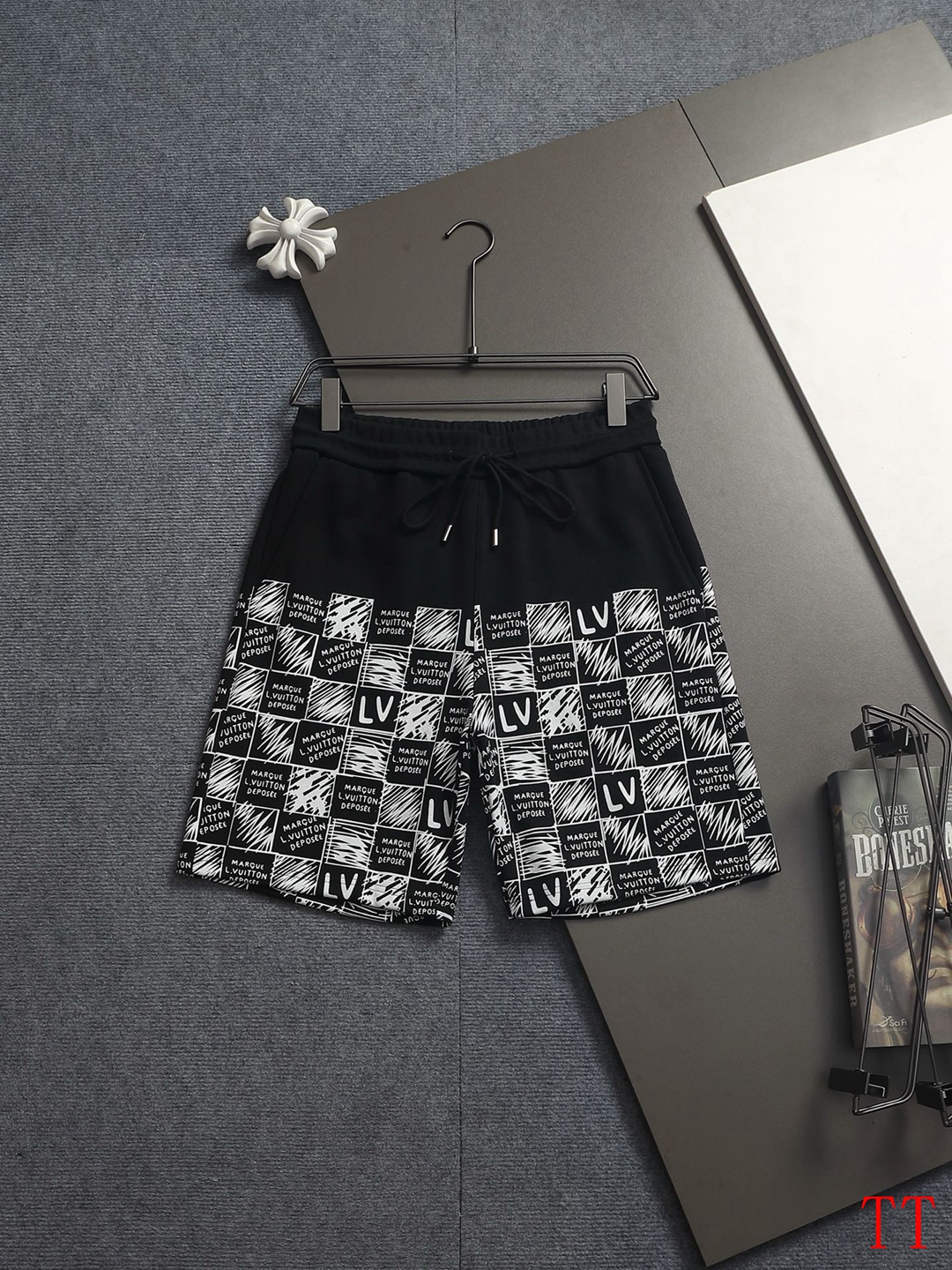 Cheap Louis Vuitton Short Pants For Men in 209711, $30 USD- [IB209711] - Replica Louis Vuitton Short Pants For Men