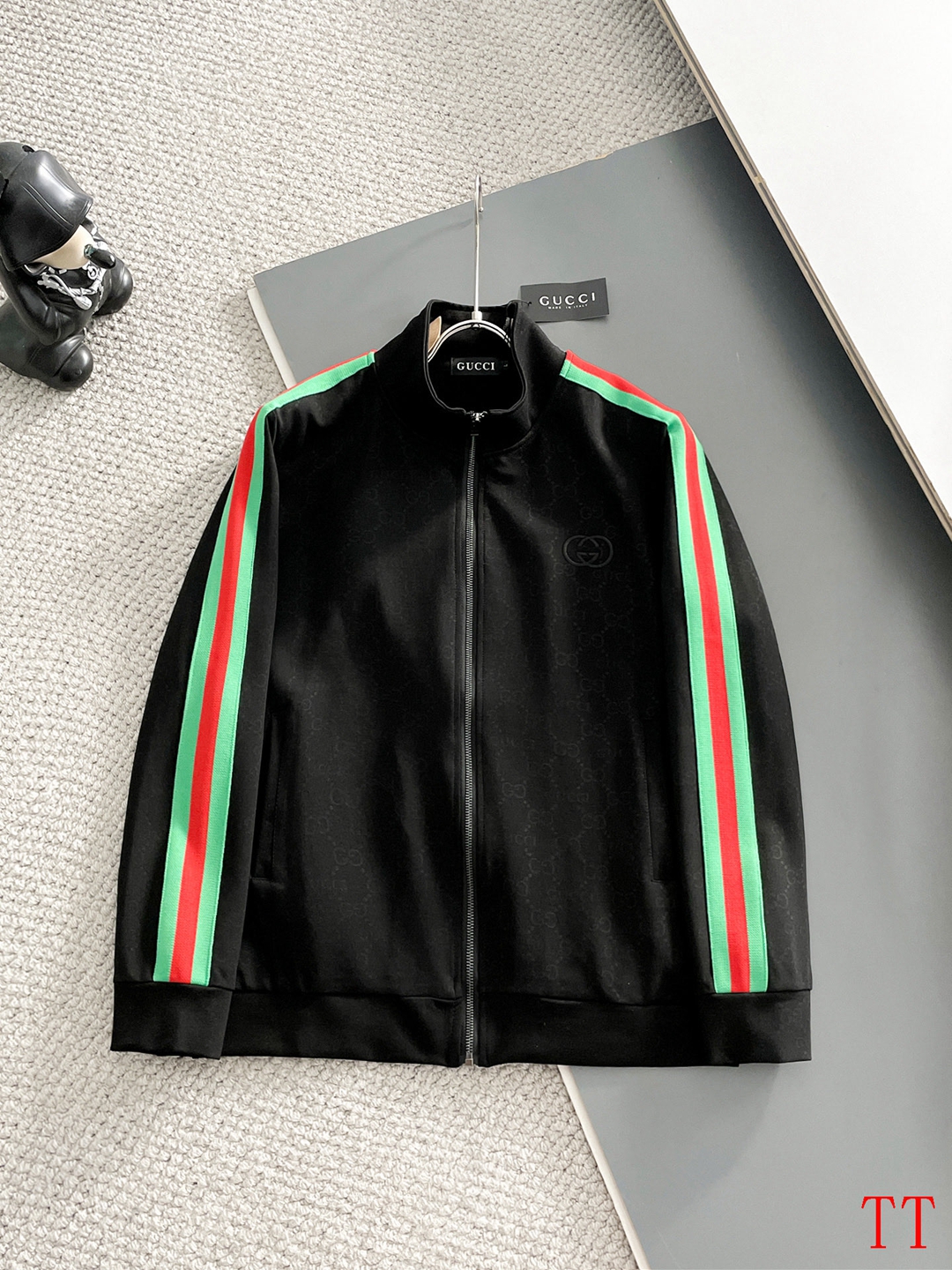 Cheap Gucci Tracksuits for Men in 209734, $90 USD- [IB209734] - Replica Gucci Tracksuits for Men