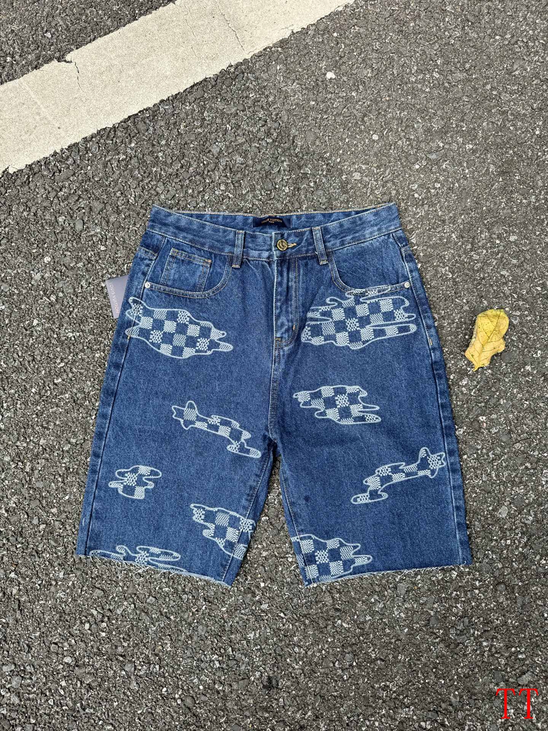 Cheap Louis Vuitton Short Pants For Men in 209771, $30 USD- [IB209771] - Replica Louis Vuitton Short Pants For Men