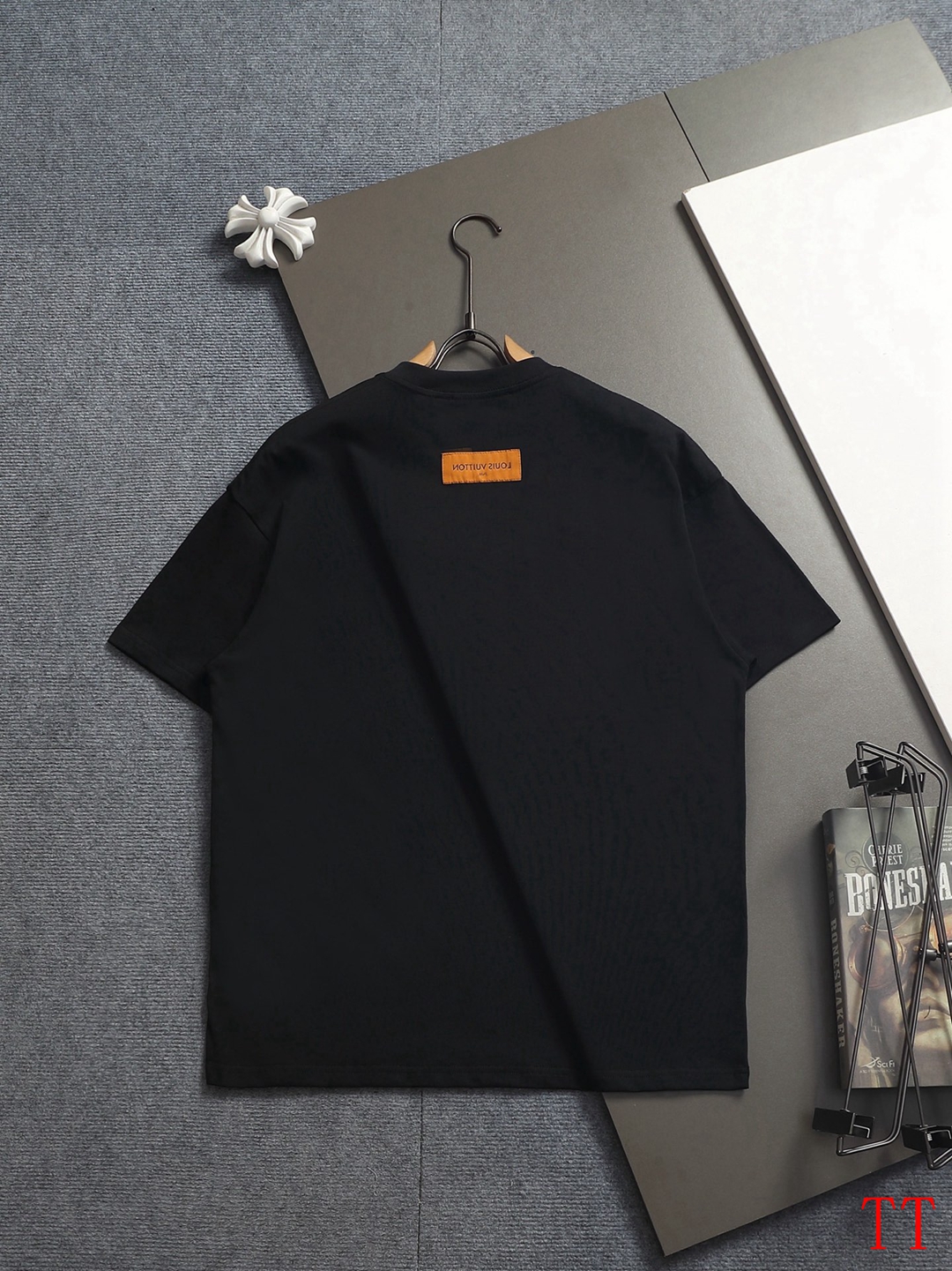 Cheap Louis Vuitton Short Pants For Men in 209774, $30 USD- [IB209774] - Replica Louis Vuitton T-Shirts for Men