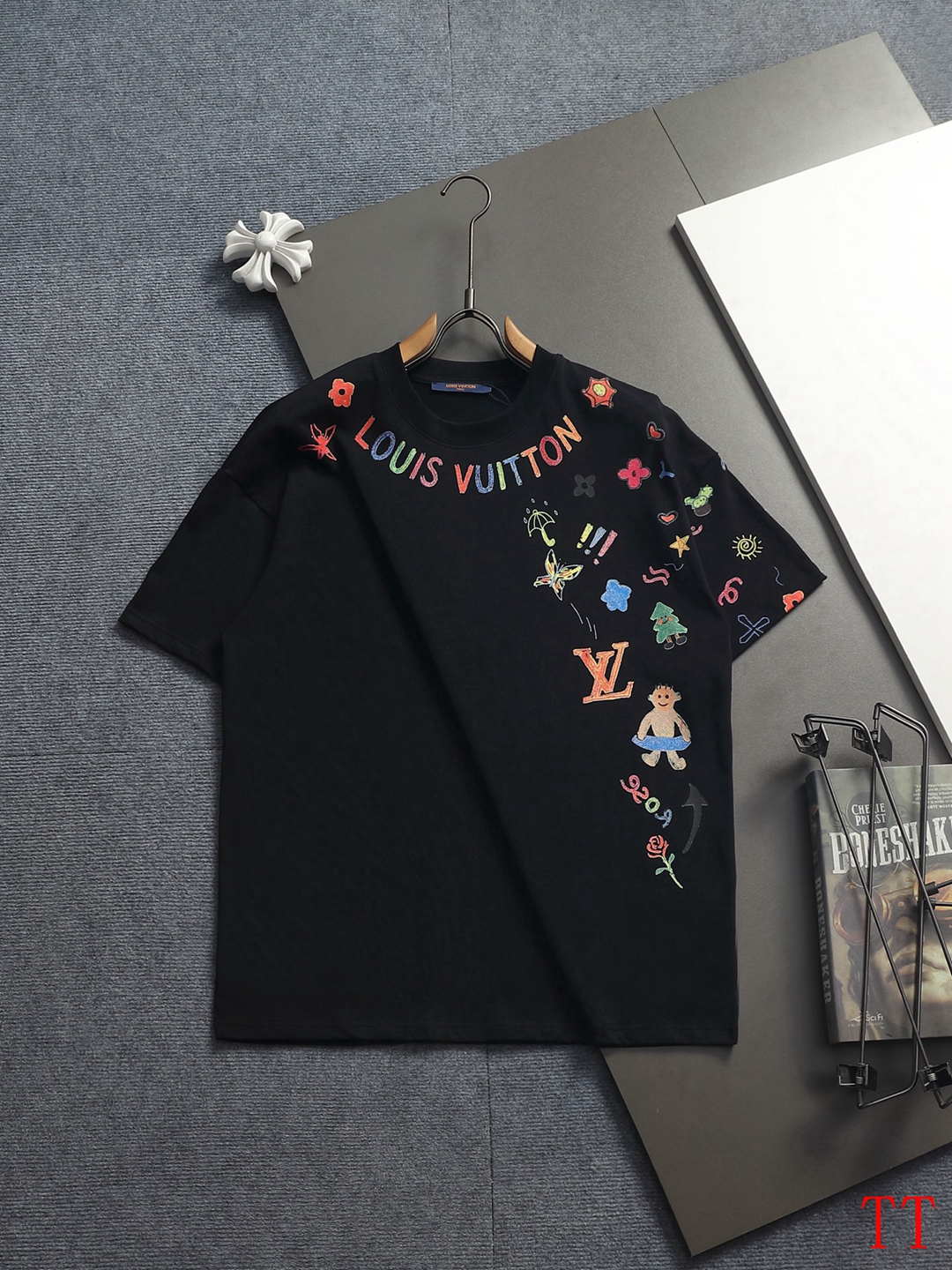 Cheap Louis Vuitton Short Pants For Men in 209776, $30 USD- [IB209776] - Replica Louis Vuitton T-Shirts for Men