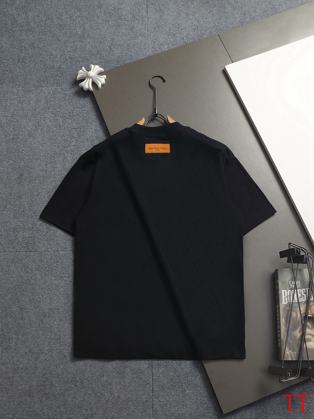 Cheap Louis Vuitton Short Pants For Men in 209778, $30 USD- [IB209778] - Replica Louis Vuitton T-Shirts for Men