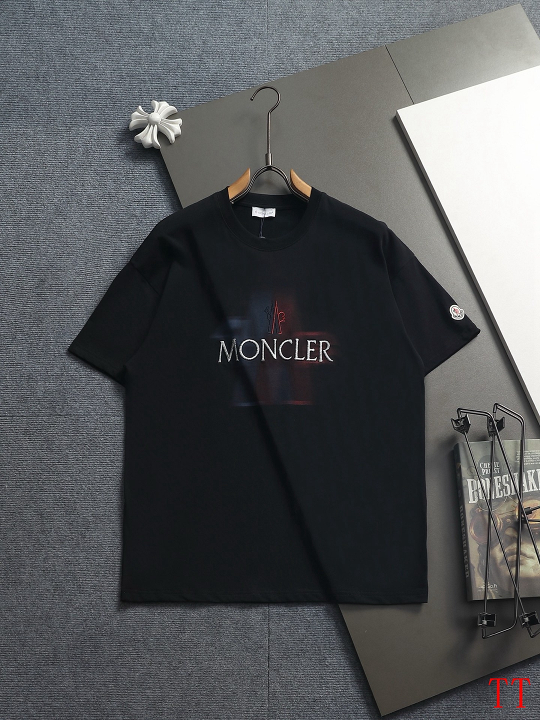 Cheap Moncle T-Shirts for Men in 209785, $30 USD- [IB209785] - Replica Moncle T-Shirts for Men