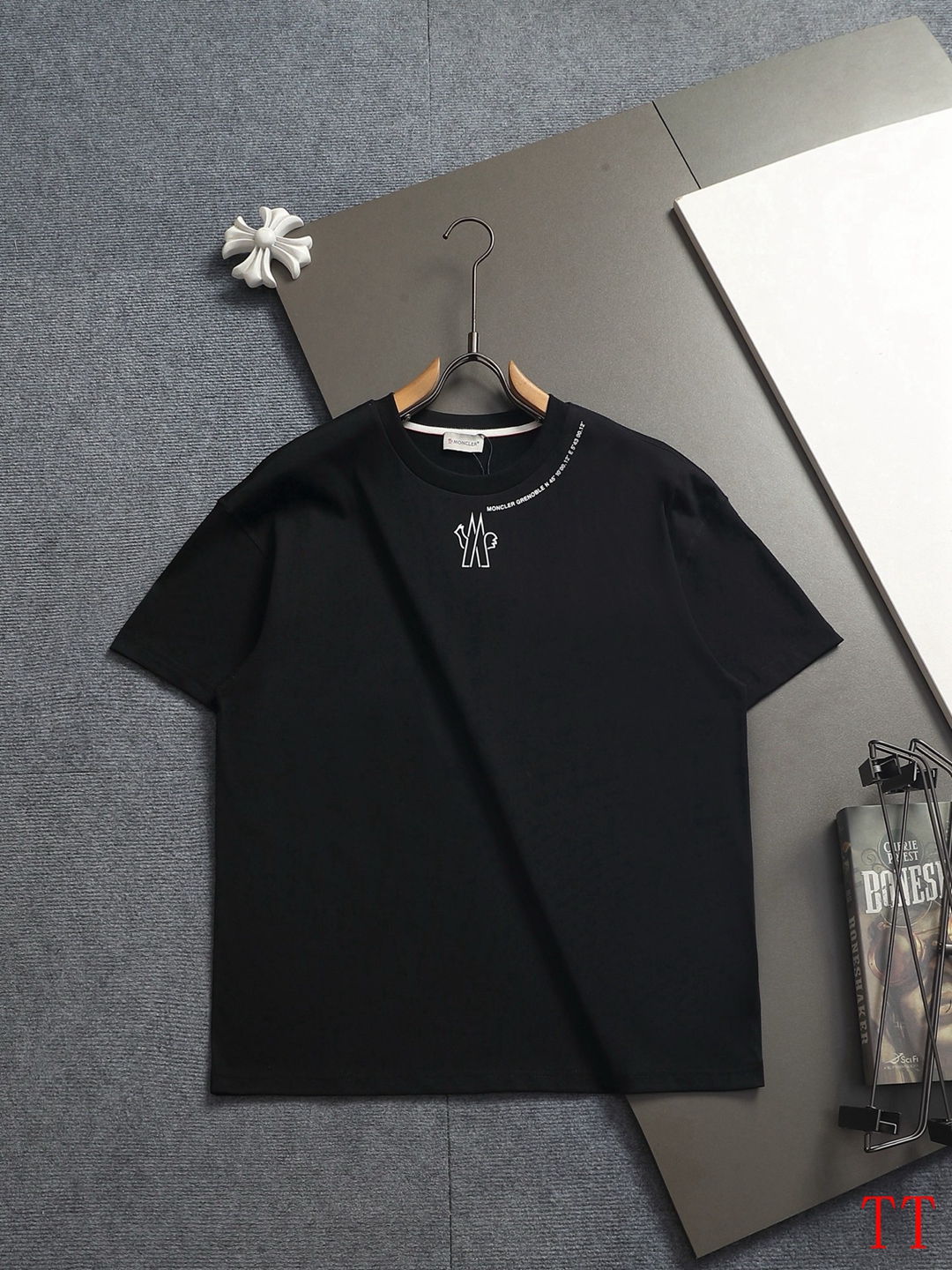 Cheap Moncle T-Shirts for Men in 209786, $30 USD- [IB209786] - Replica Moncle T-Shirts for Men