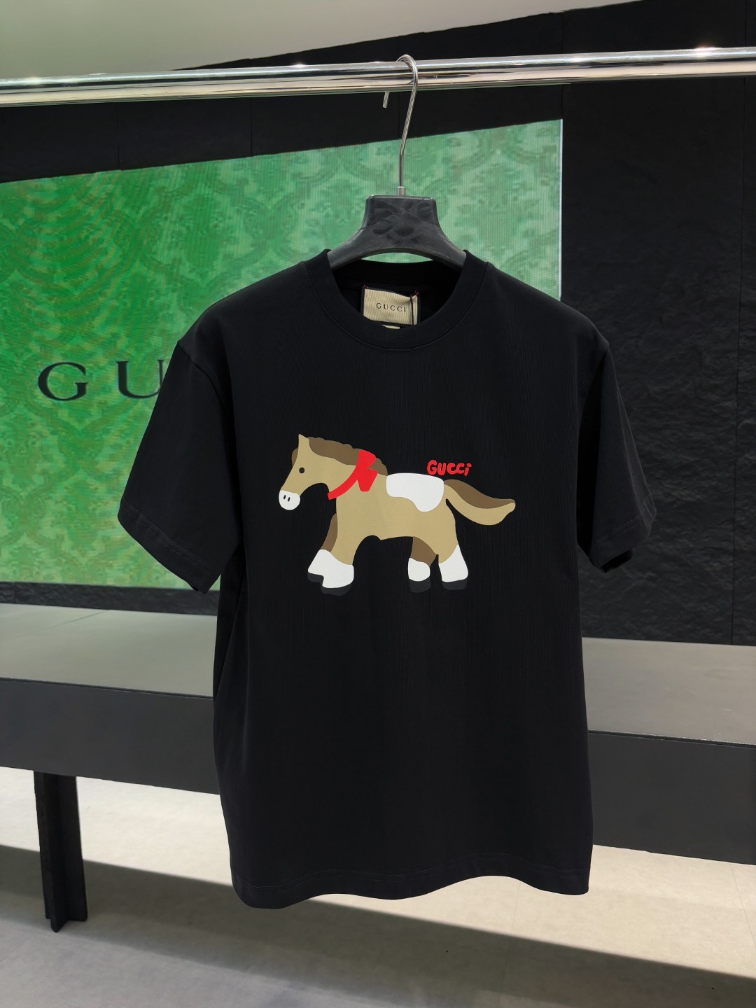 Cheap New Arrivals Gucci T-shirts Size S-XL in 209885, $30 USD- [IB209885] - Replica Gucci T-shirts for Women