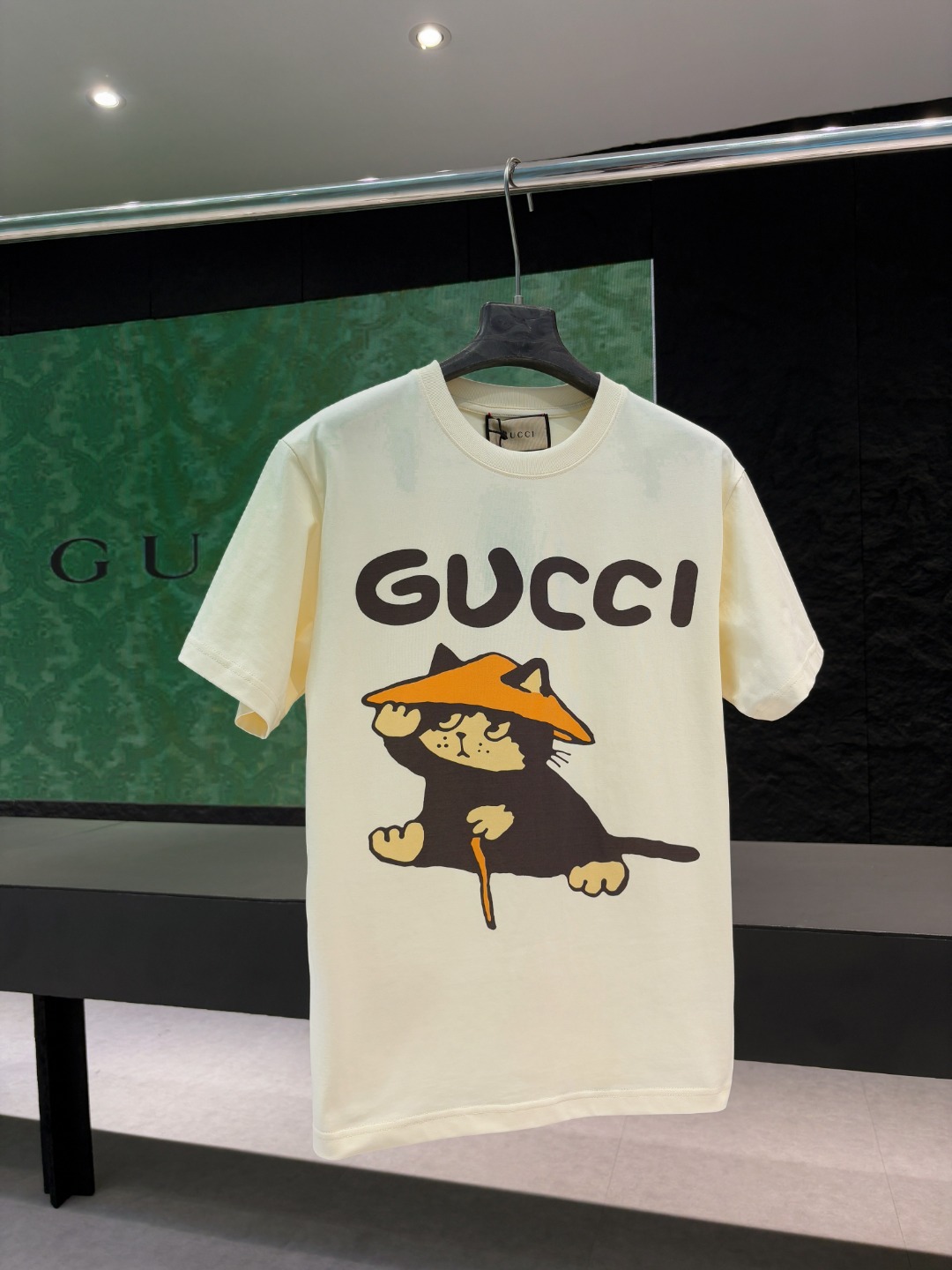 Cheap New Arrivals Gucci T-shirts Size S-XL in 209895, $30 USD- [IB209895] - Replica Gucci T-shirts for Women