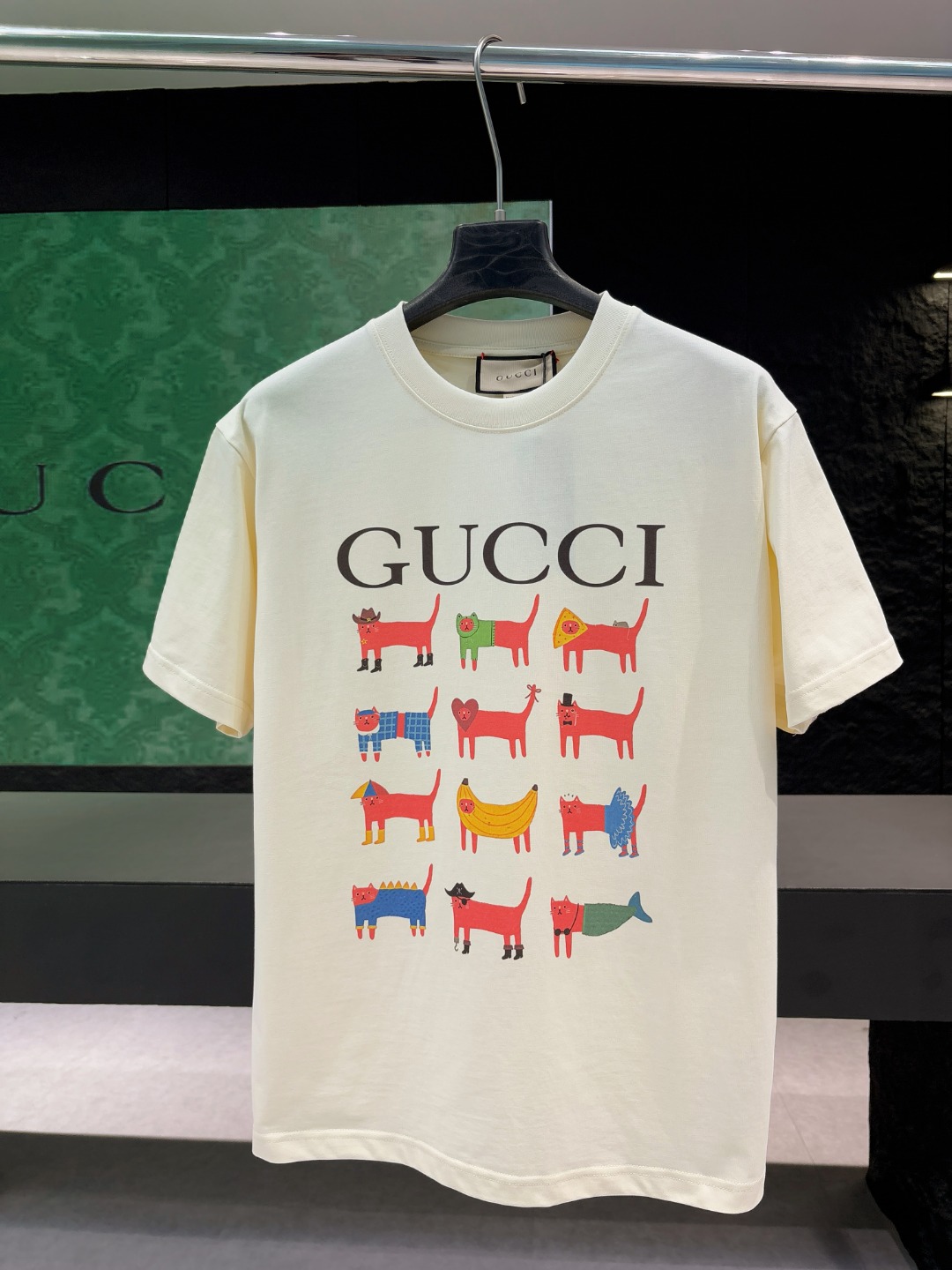 Cheap New Arrivals Gucci T-shirts Size S-XL in 209898, $30 USD- [IB209898] - Replica Gucci T-shirts for Women