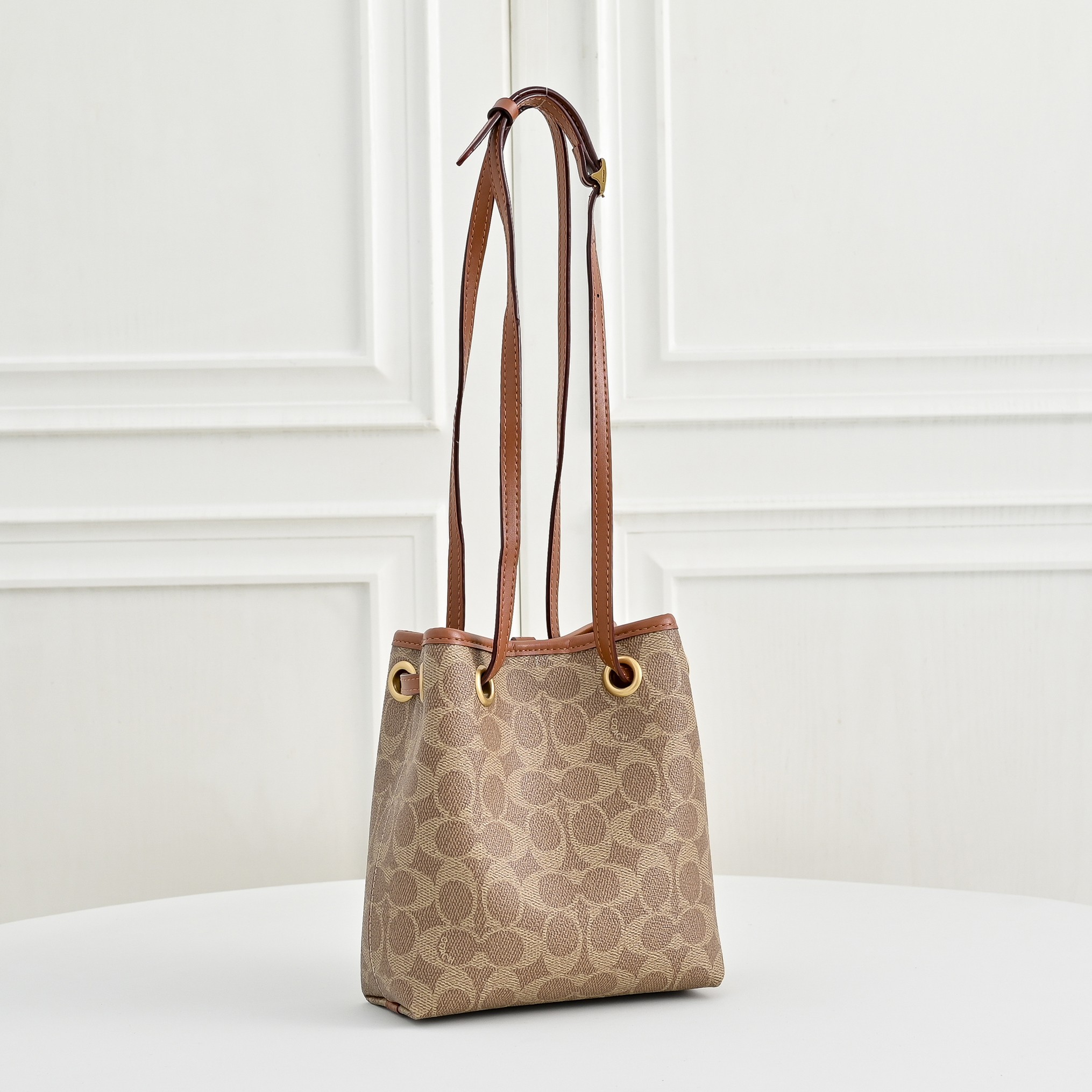 Cheap Coach Cross Bags in 210341, $65 USD- [IB210341] - Replica Coach Cross Bags