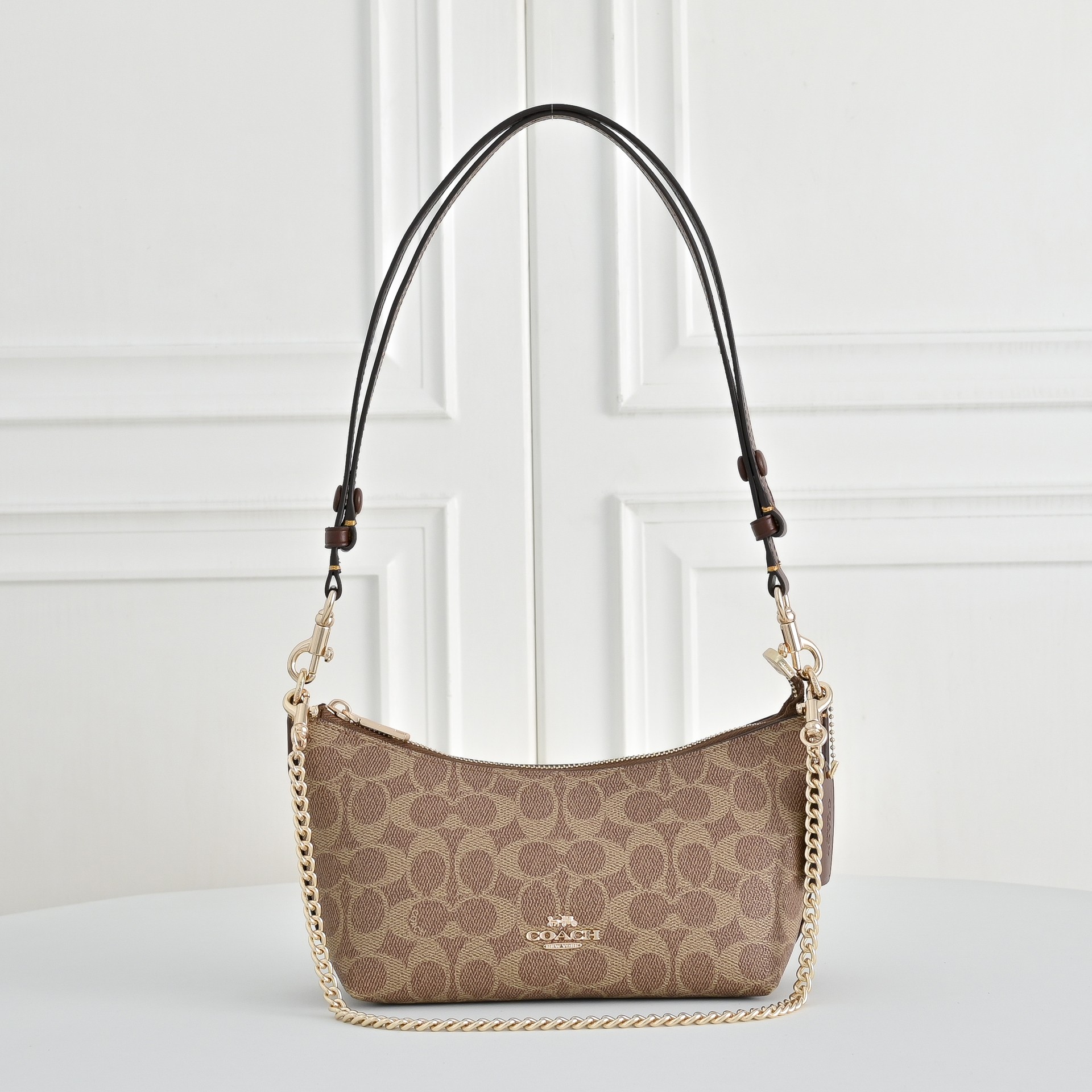 Cheap Coach Cross Bags in 210447, $65 USD- [IB210447] - Replica Coach Cross Bags