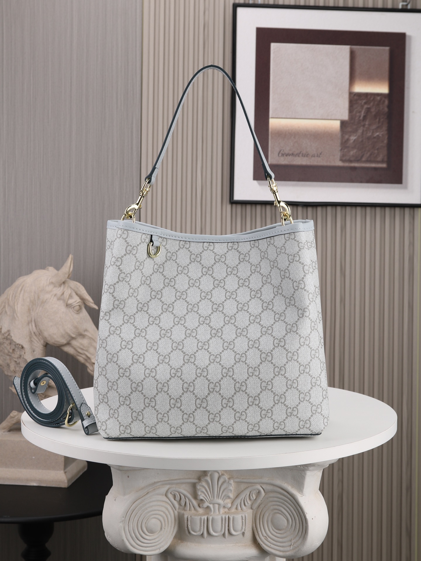 Cheap Gucci AAA Quality Handbags in 210528, $120 USD- [IB210528] - Replica Gucci AAA Quality Handbags