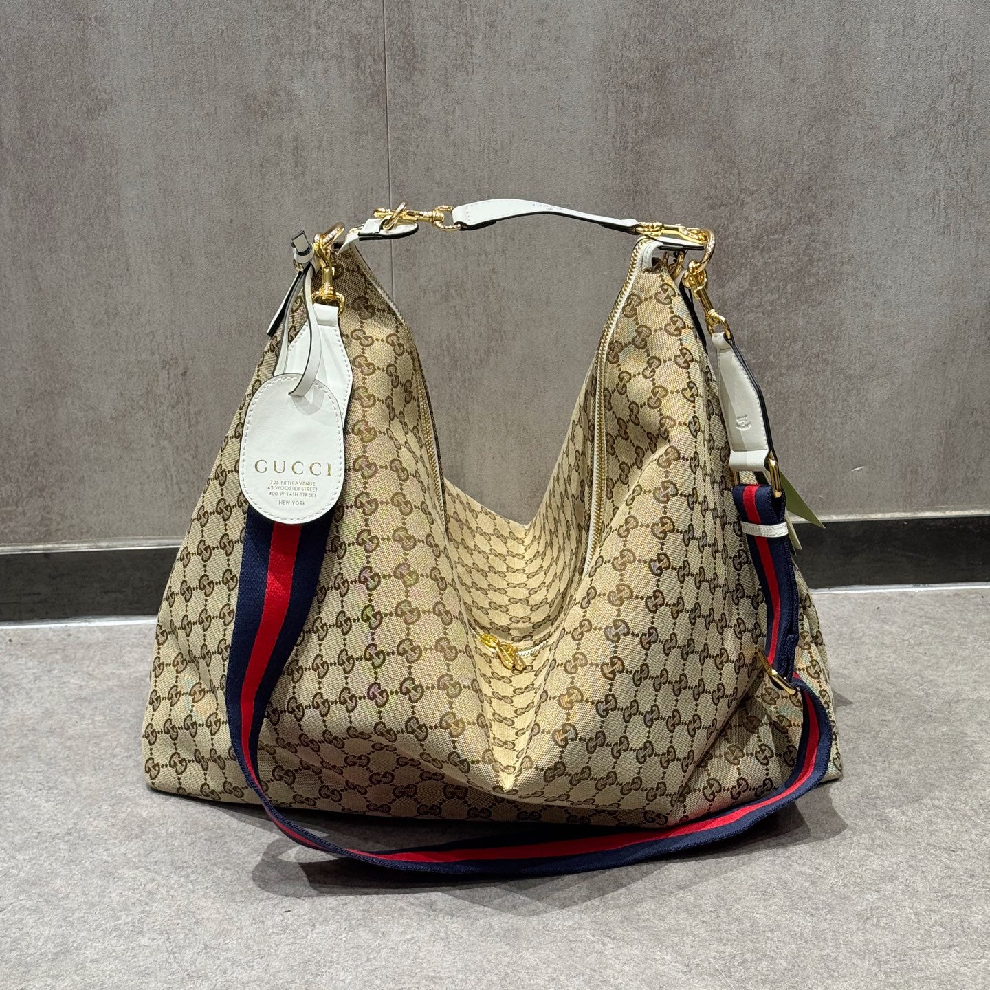 Cheap Gucci AAA Quality Handbags in 210536, $150 USD- [IB210536] - Replica Gucci AAA Quality Handbags