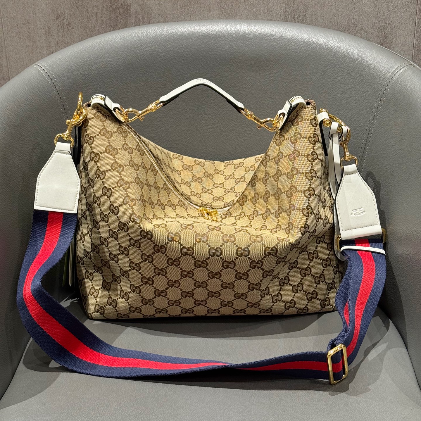 Cheap Gucci AAA Quality Handbags in 210538, $150 USD- [IB210538] - Replica Gucci AAA Quality Handbags