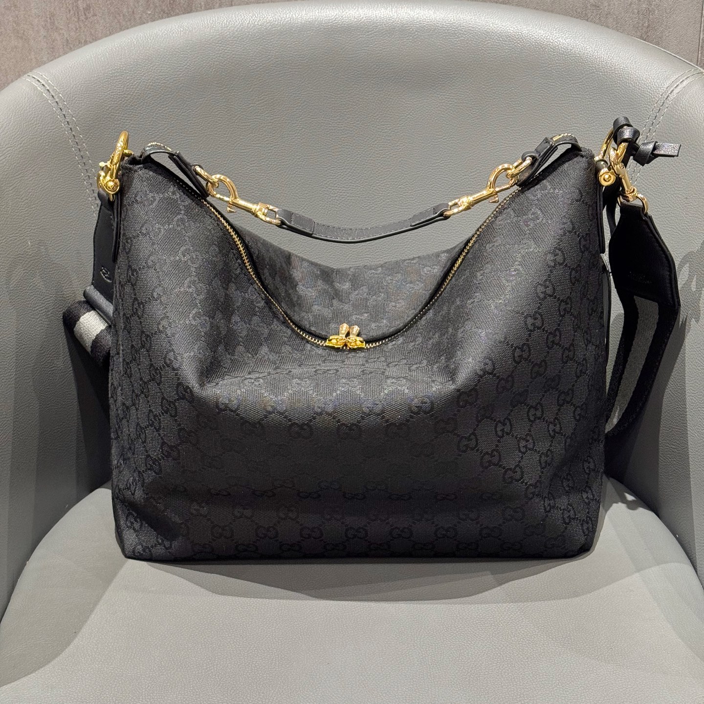 Cheap Gucci AAA Quality Handbags in 210539, $150 USD- [IB210539] - Replica Gucci AAA Quality Handbags