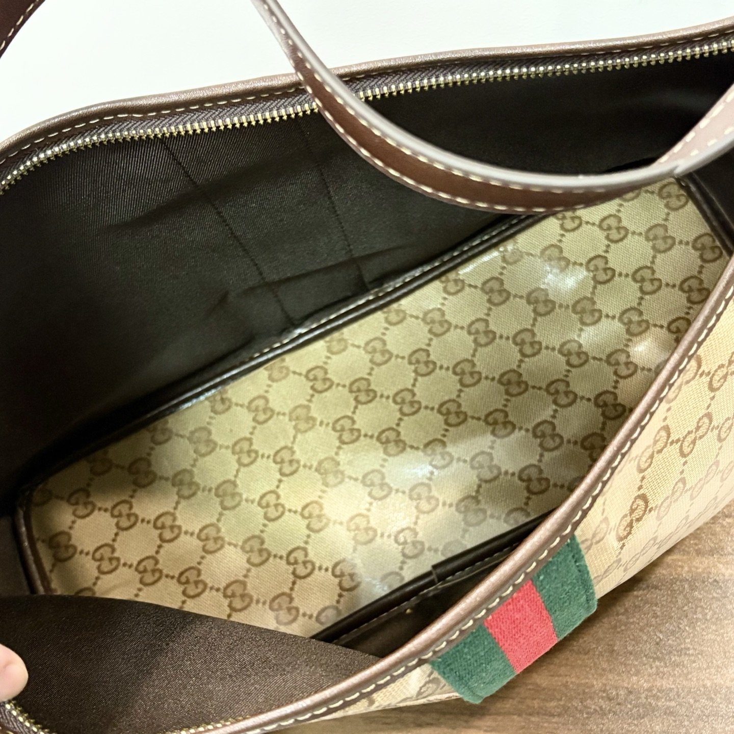 Cheap Gucci AAA Quality Handbags in 210570, $145 USD- [IB210570] - Replica Gucci AAA Quality Handbags