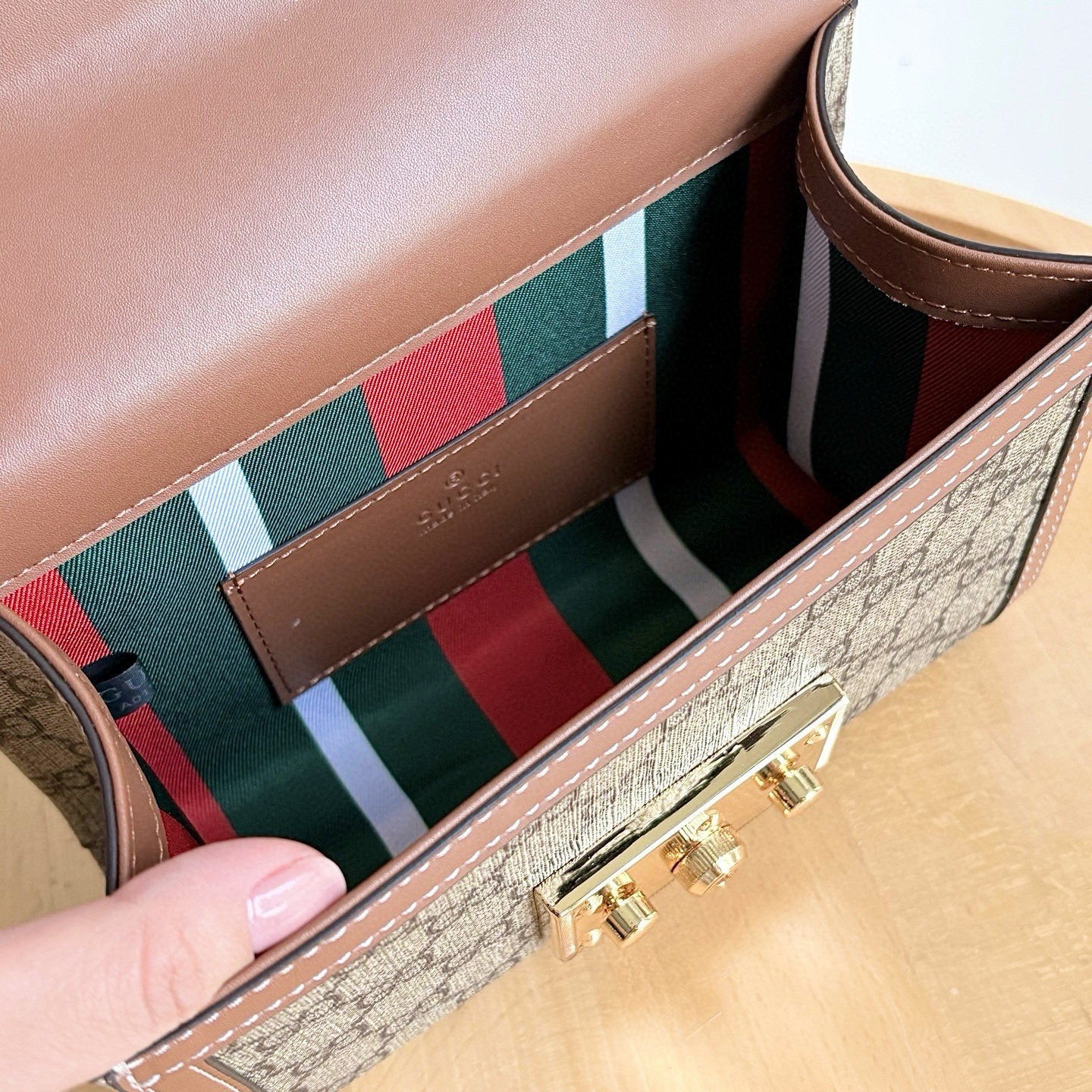 Cheap Gucci AAA Quality Handbags in 210573, $90 USD- [IB210573] - Replica Gucci AAA Quality Handbags