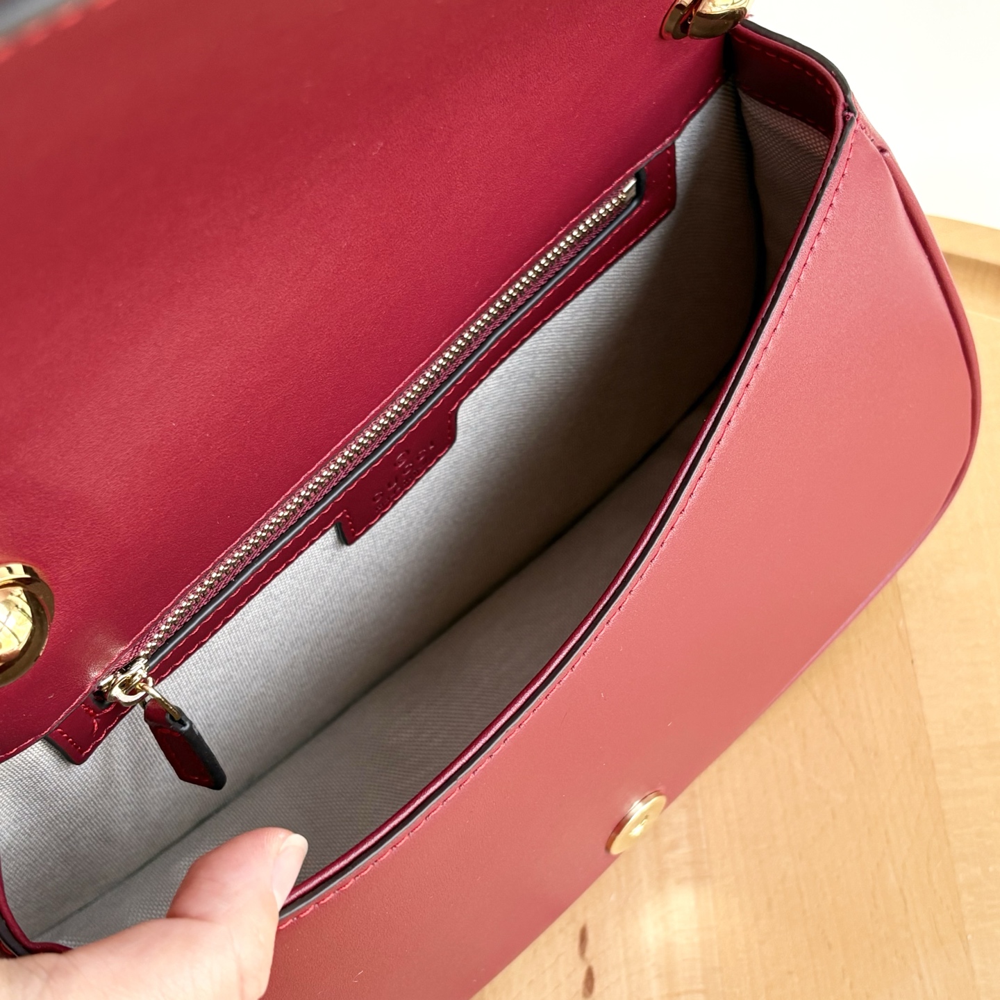 Cheap Gucci AAA quality Crossbody Mini Bags in 210580, $75 USD- [IB210580] - Replica Gucci AAA quality Crossbody Mini Bags