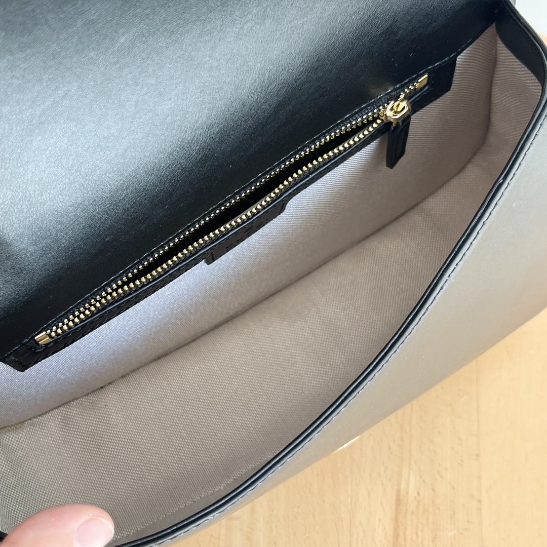 Cheap Gucci AAA quality Crossbody Mini Bags in 210586, $75 USD- [IB210586] - Replica Gucci AAA quality Crossbody Mini Bags
