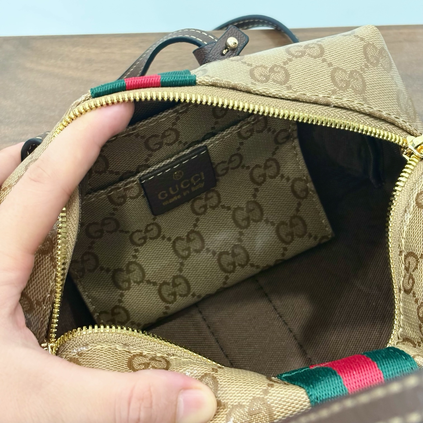 Cheap Gucci AAA Quality Handbags in 210594, $100 USD- [IB210594] - Replica Gucci AAA Quality Handbags