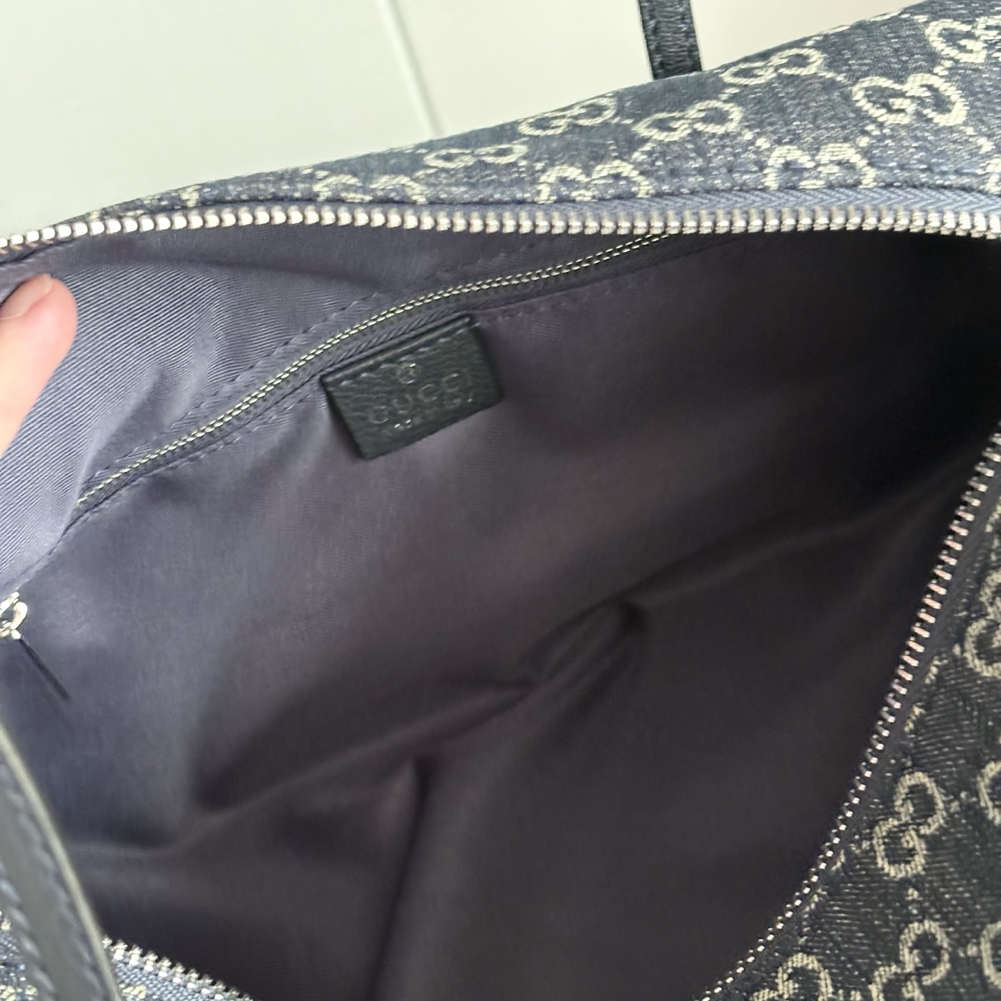 Cheap Gucci AAA Quality Handbags in 210597, $105 USD- [IB210597] - Replica Gucci AAA Quality Handbags