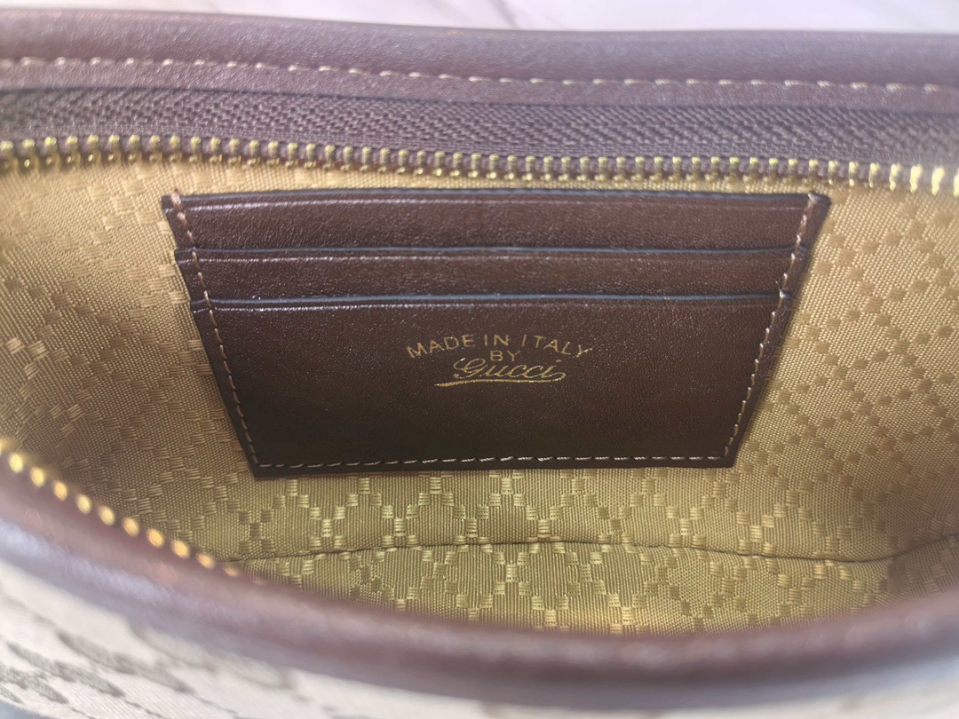 Cheap Gucci AAA Quality Handbags in 210614, $110 USD- [IB210614] - Replica Gucci AAA Quality Handbags
