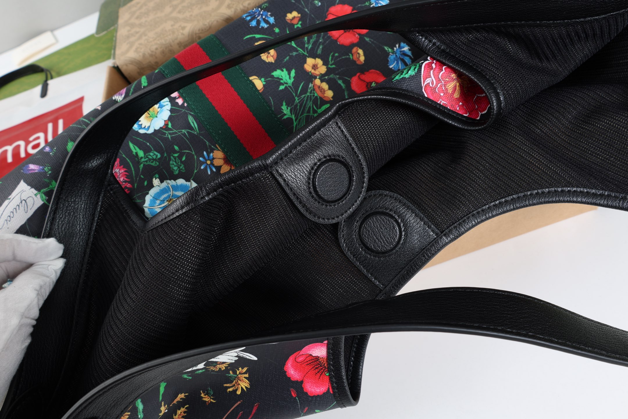 Cheap Gucci AAA Quality Handbags in 210638, $85 USD- [IB210638] - Replica Gucci AAA Quality Handbags