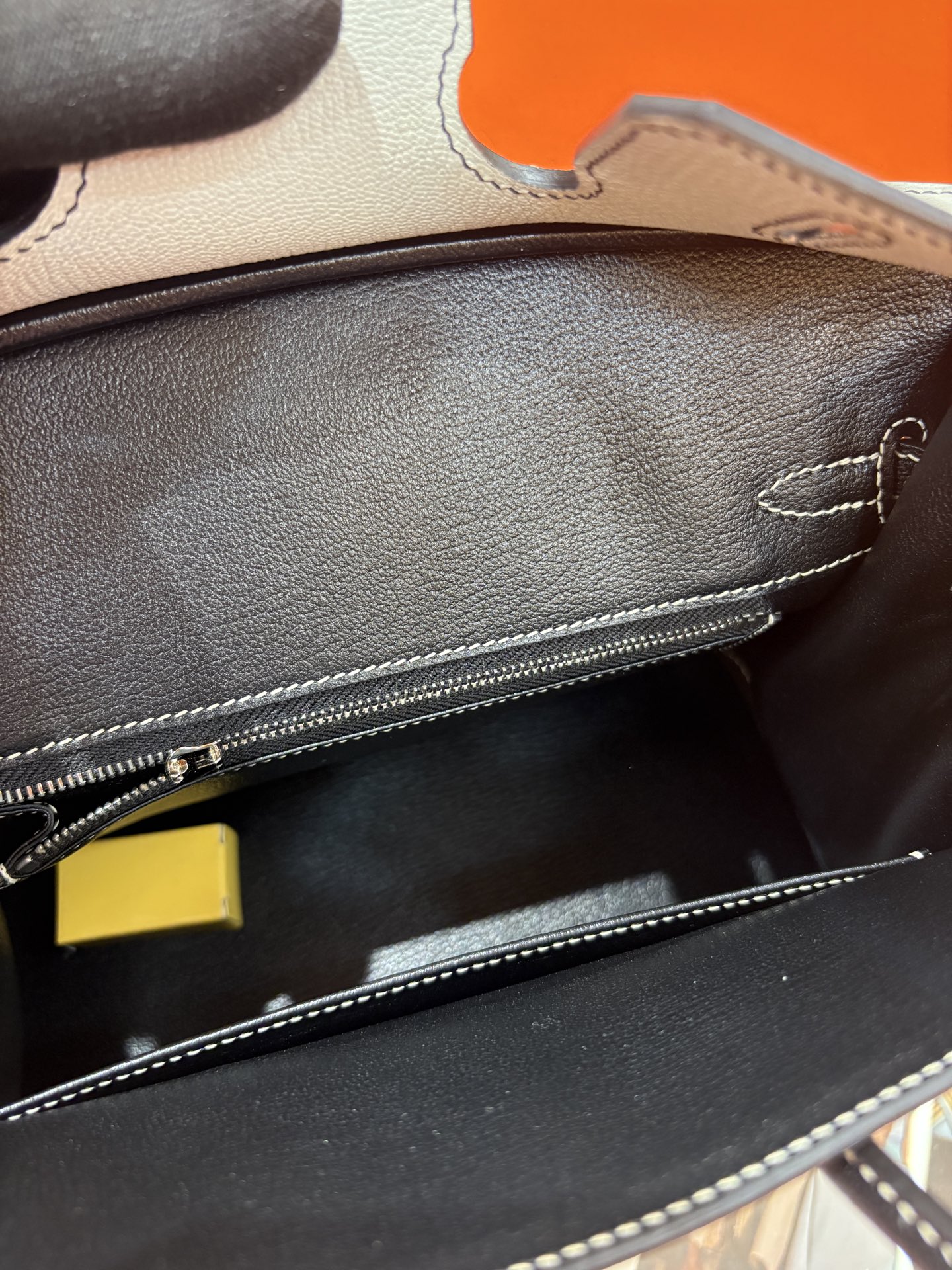 Cheap Hermes  AAA Quality Handbags in 210647, $135 USD- [IB210647] - Replica Hermes  AAA Quality Handbags