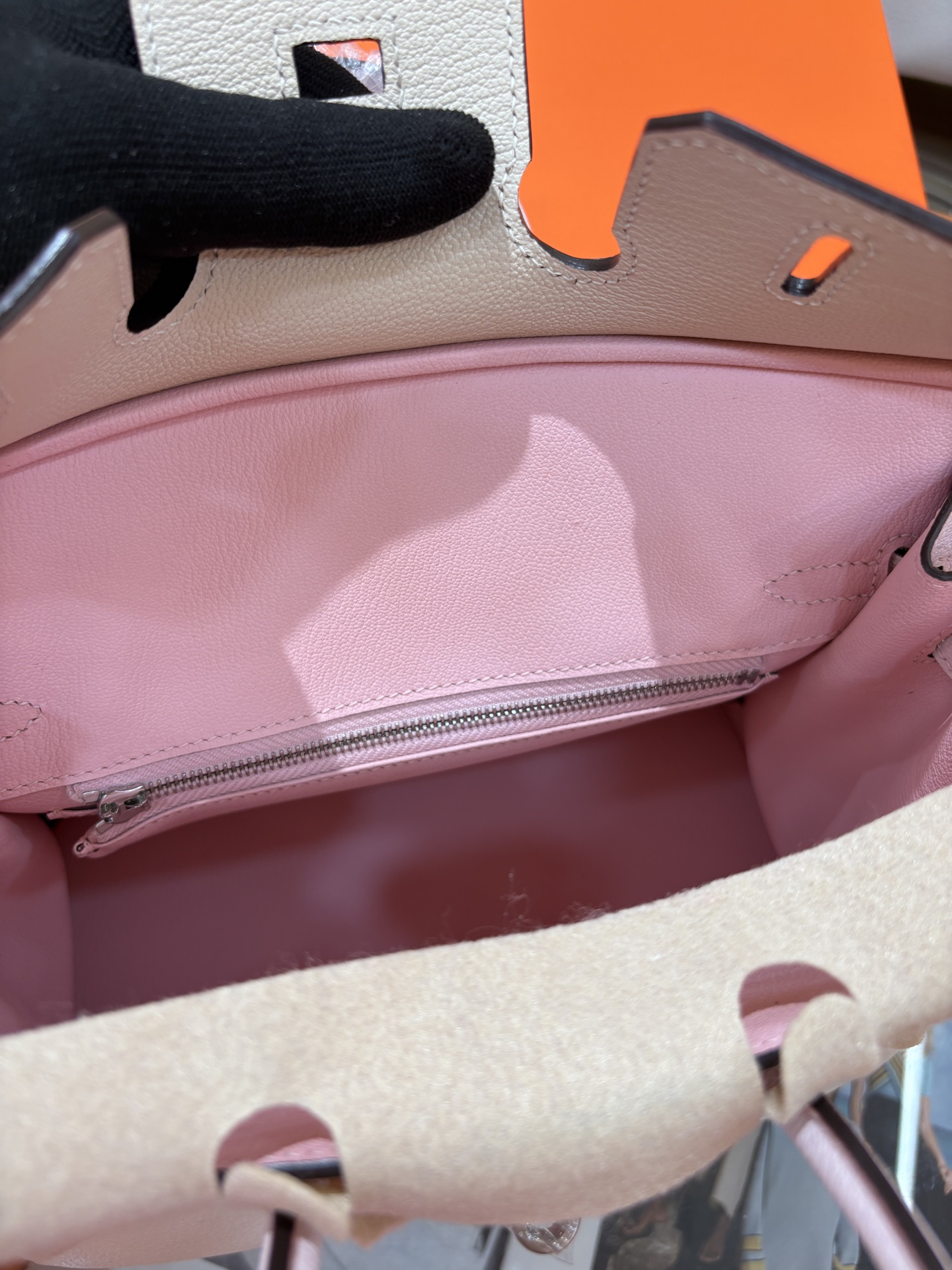 Cheap Hermes  AAA Quality Handbags in 210649, $135 USD- [IB210649] - Replica Hermes  AAA Quality Handbags