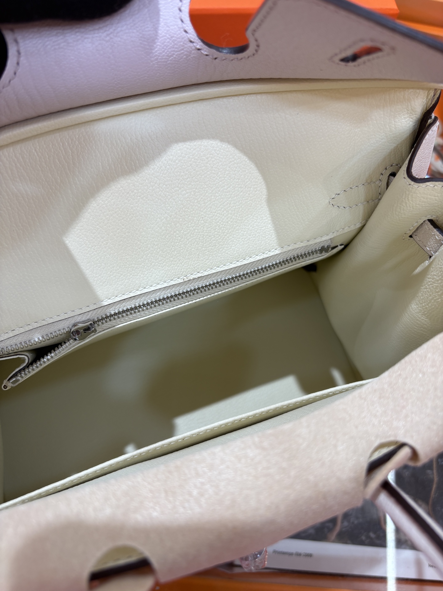 Cheap Hermes  AAA Quality Handbags in 210651, $135 USD- [IB210651] - Replica Hermes  AAA Quality Handbags