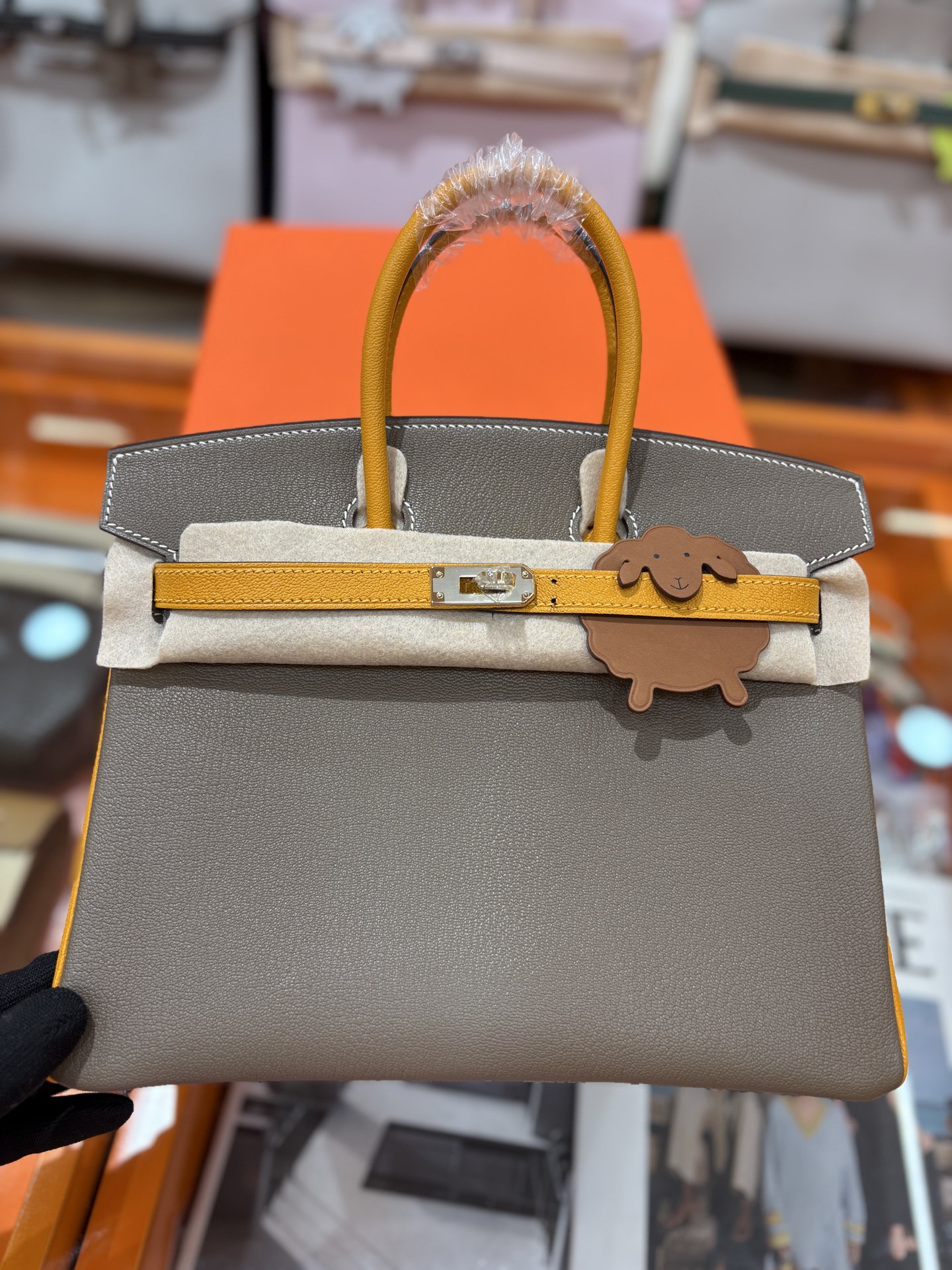 Cheap Hermes  AAA Quality Handbags in 210659, $135 USD- [IB210659] - Replica Hermes  AAA Quality Handbags