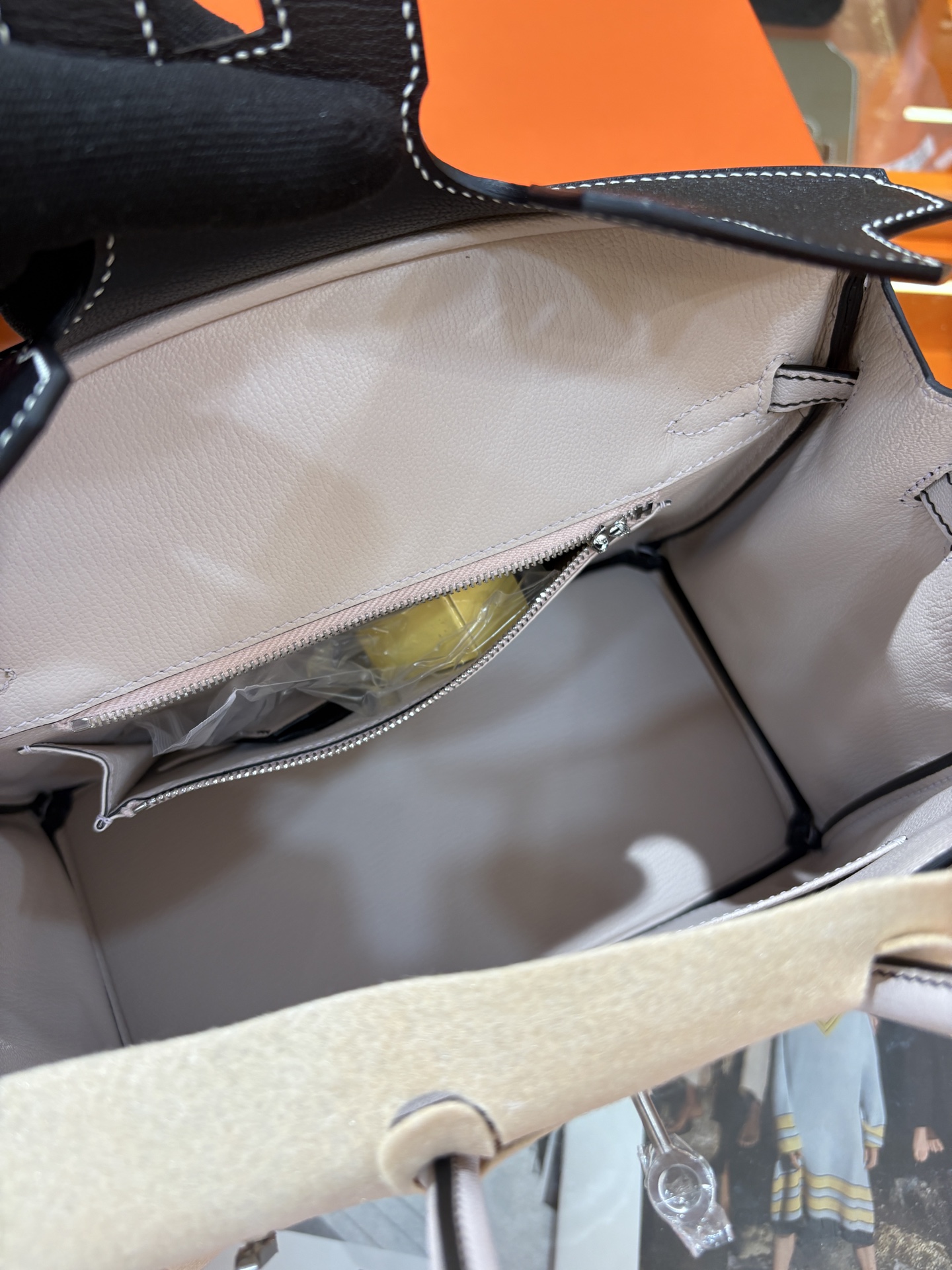 Cheap Hermes  AAA Quality Handbags in 210664, $135 USD- [IB210664] - Replica Hermes  AAA Quality Handbags