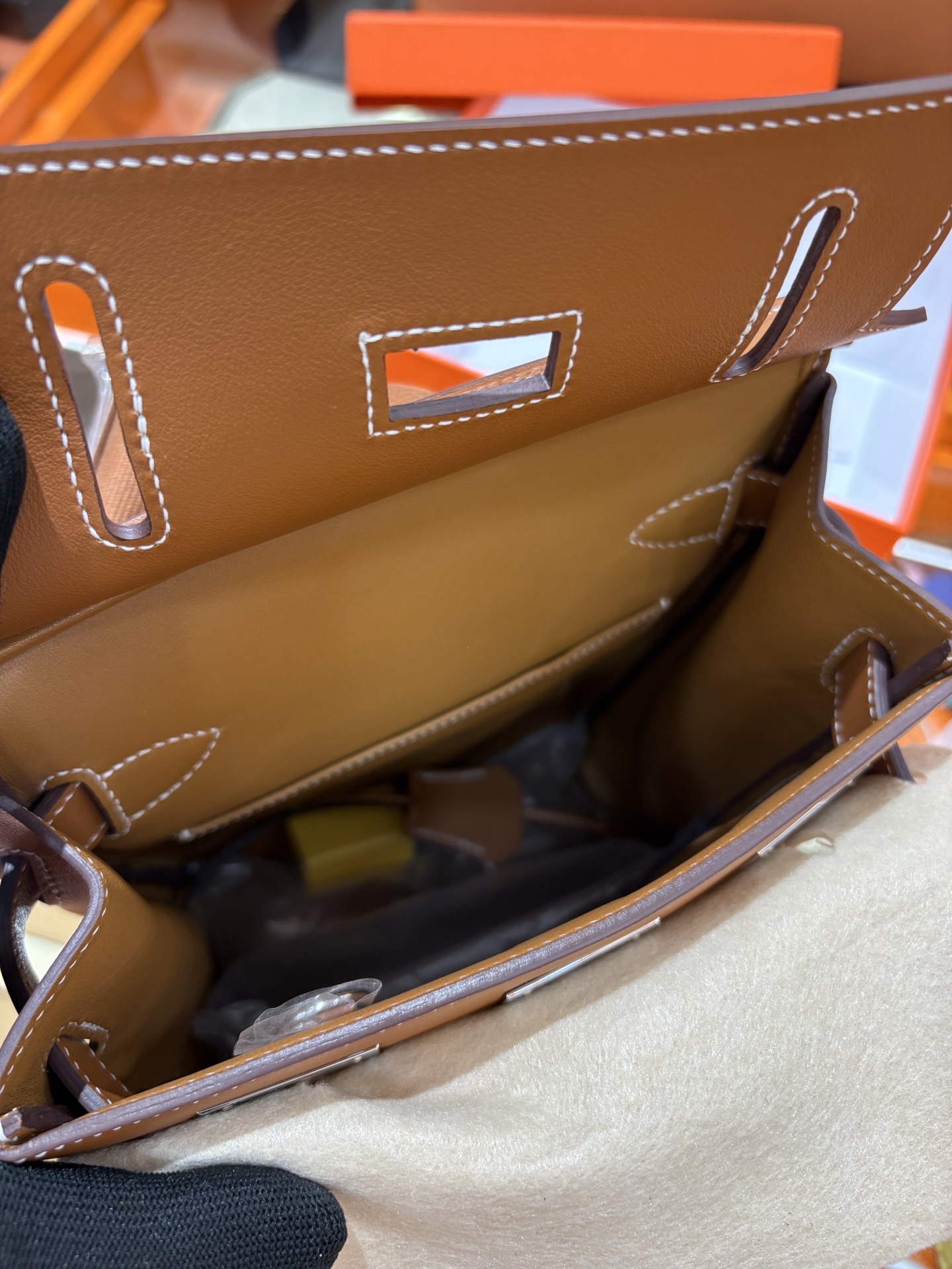 Cheap Hermes  AAA Quality Handbags in 210669, $80 USD- [IB210669] - Replica Hermes  AAA Quality Handbags
