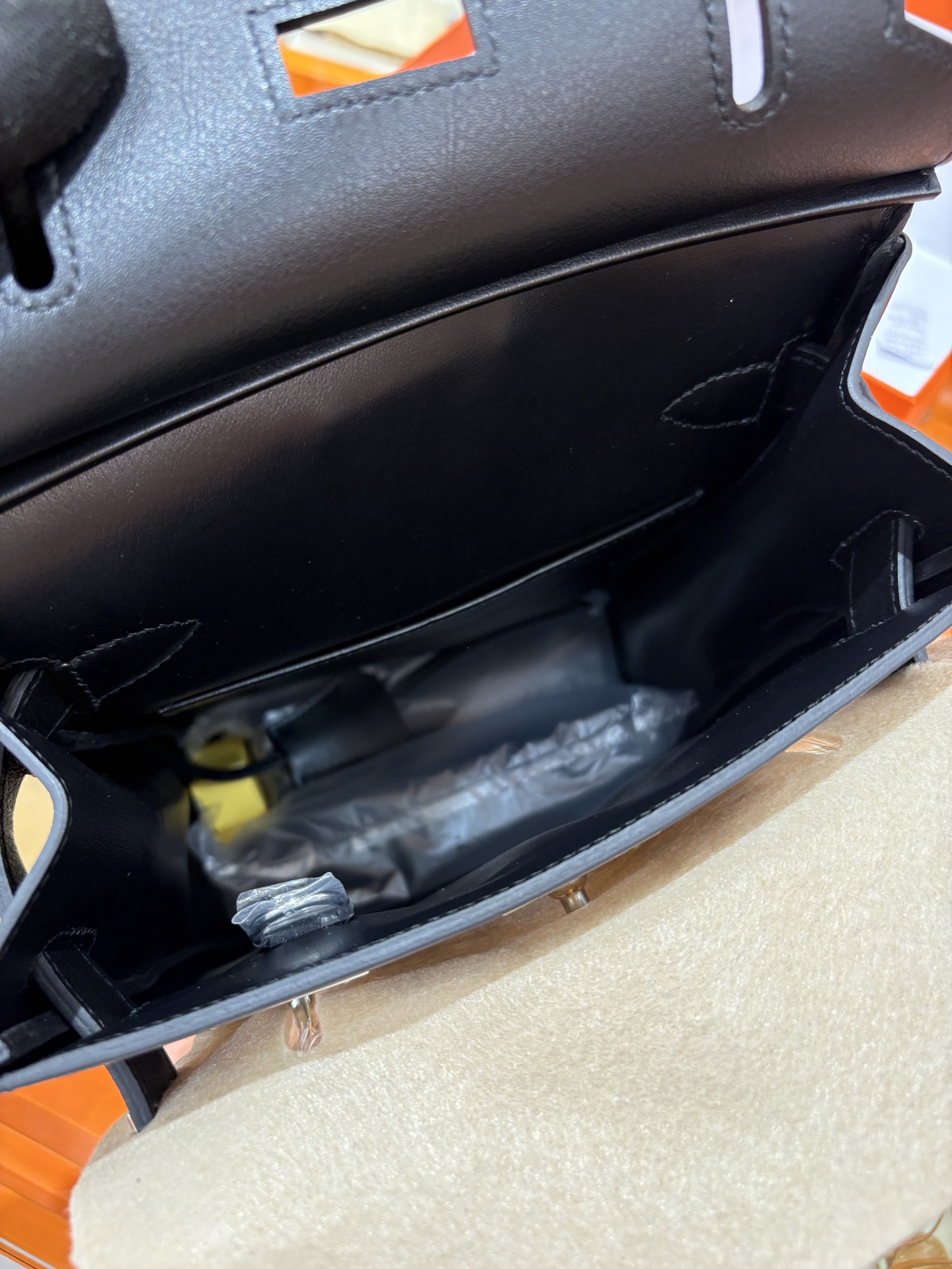 Cheap Hermes  AAA Quality Handbags in 210670, $80 USD- [IB210670] - Replica Hermes  AAA Quality Handbags