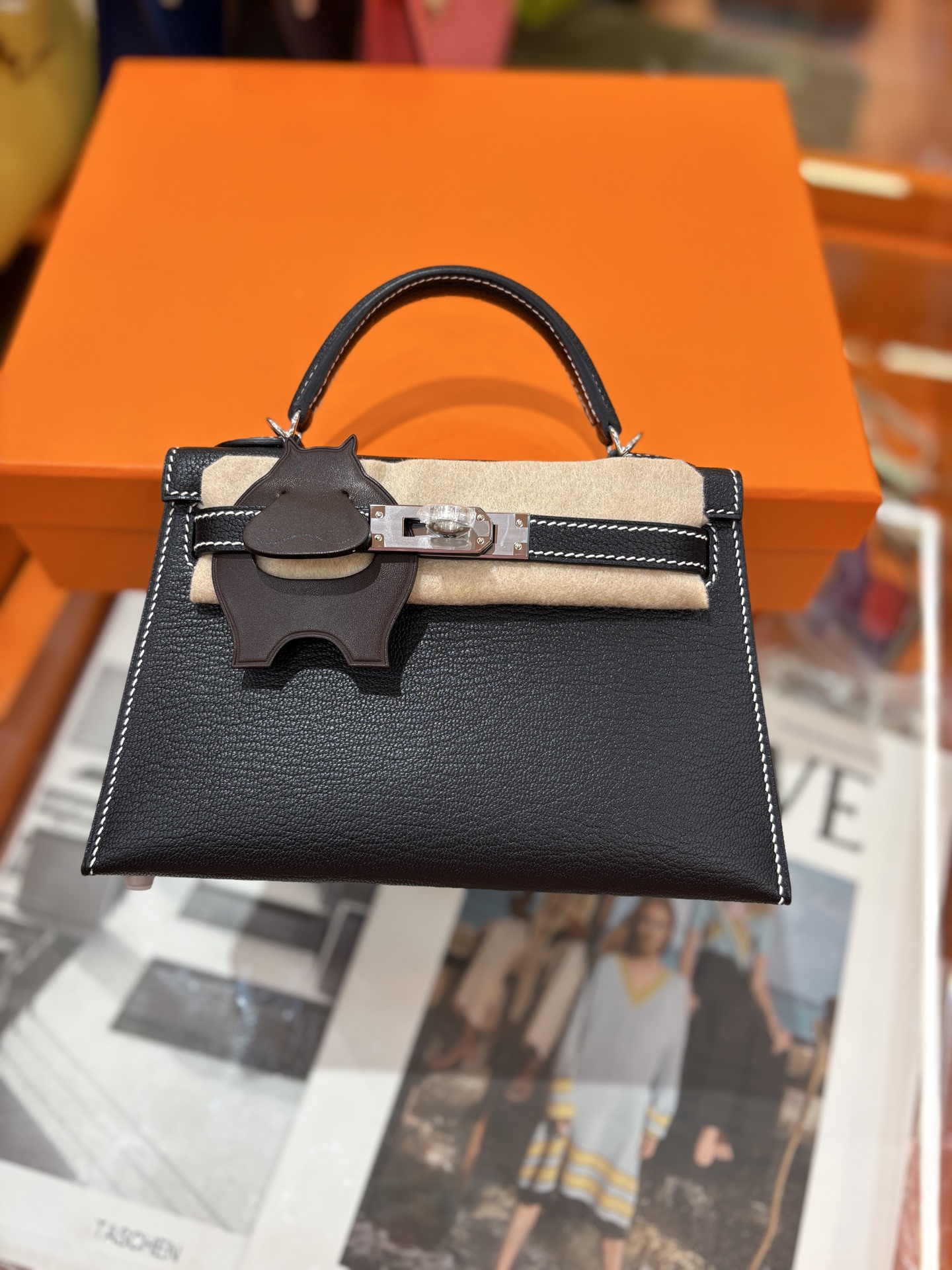 Cheap Hermes  AAA Quality Handbags in 210686, $135 USD- [IB210686] - Replica Hermes  AAA Quality Handbags